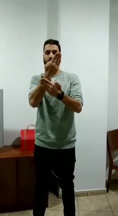 Yo soy Yeray. Buenos días, vosotras ayudar después – Valencia Peña, Yeray